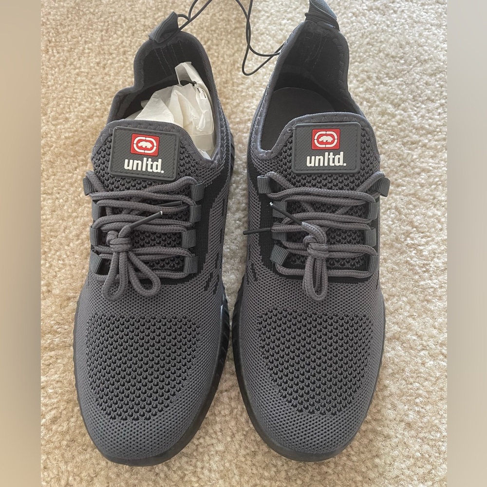 Ecko Unltd men’s size 9 new sneakers